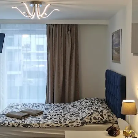Flou Przystan Letnica 2, Plaza 700m Apartmán *