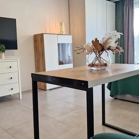 Flou Przystan Letnica 2, Plaza 700m Apartment *