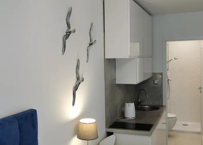 Flou Przystan Letnica 2, Plaza 700m *